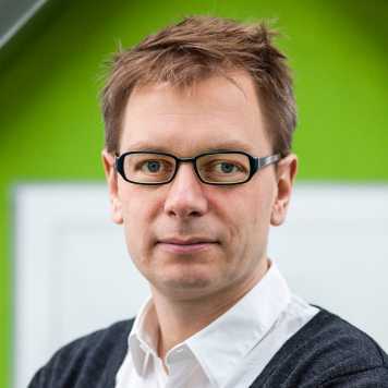 Prof. Christoph HOELSCHER